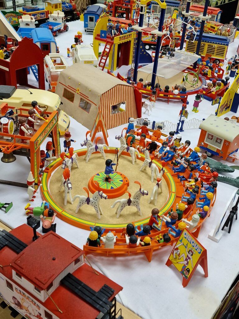 diorama du cirque Playmobil.