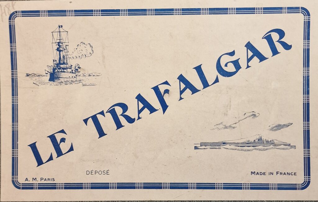 Illustration de la boite du jeu du Trafalgar, une variante de bataille navale